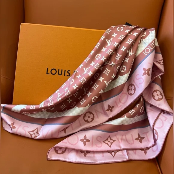 Brown and Pink Scarf - Picture 2 of 9